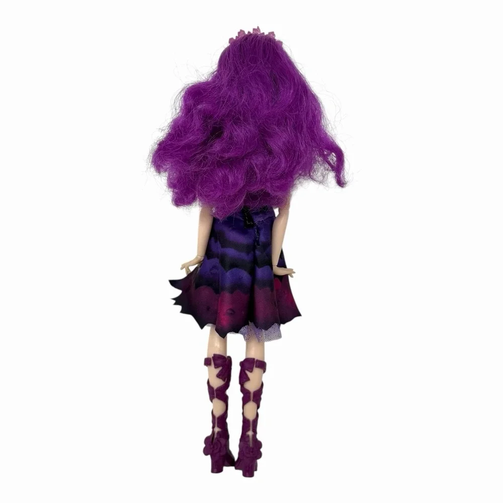 Disney Descendants Mal Isle Of The‎ Lost Royal Yacht Doll Purple Hair Maleficent